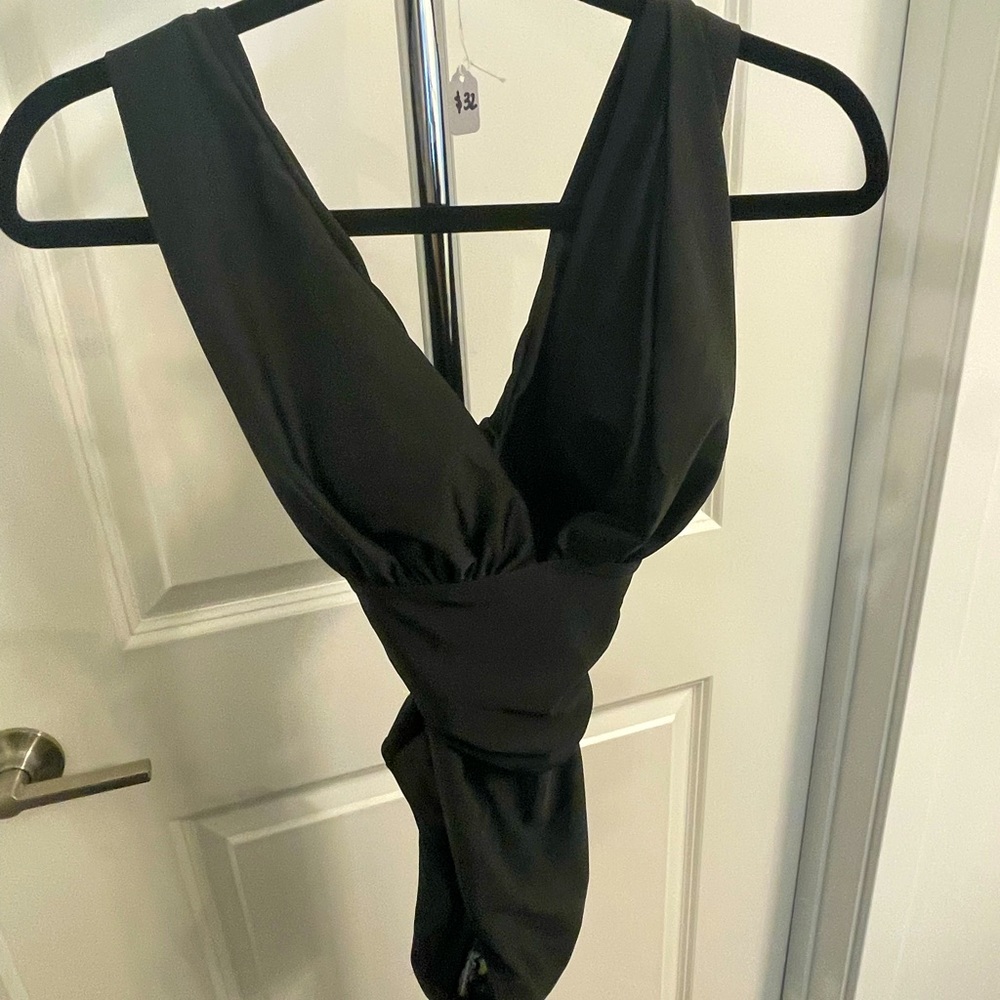 Vacation Cross Neck One-Piece Swimsuit
